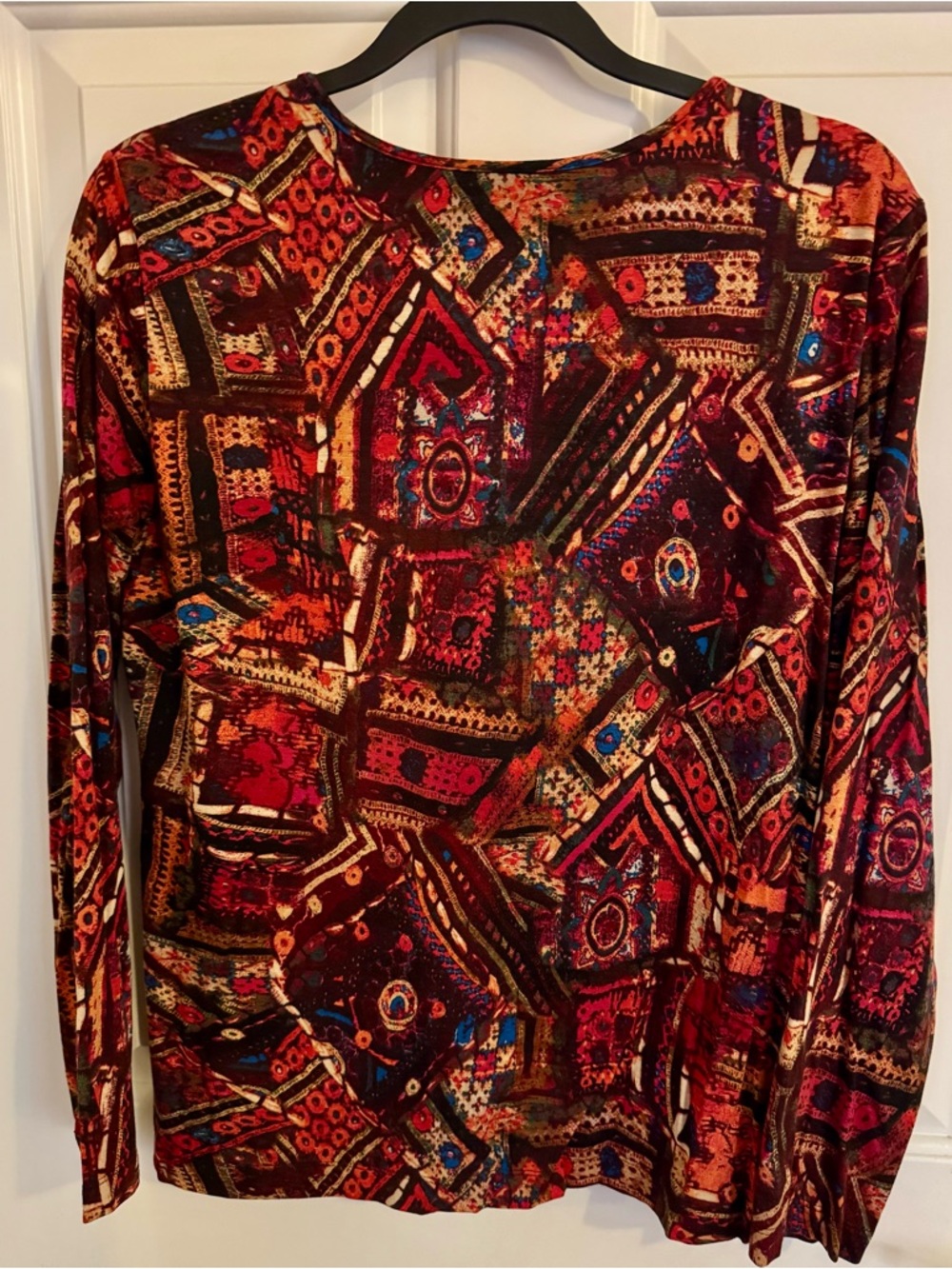 Chico's Beautiful Urban Boho Abstract Print Long Sleeve Top - Chicos size 2 - Picture 5 of 12